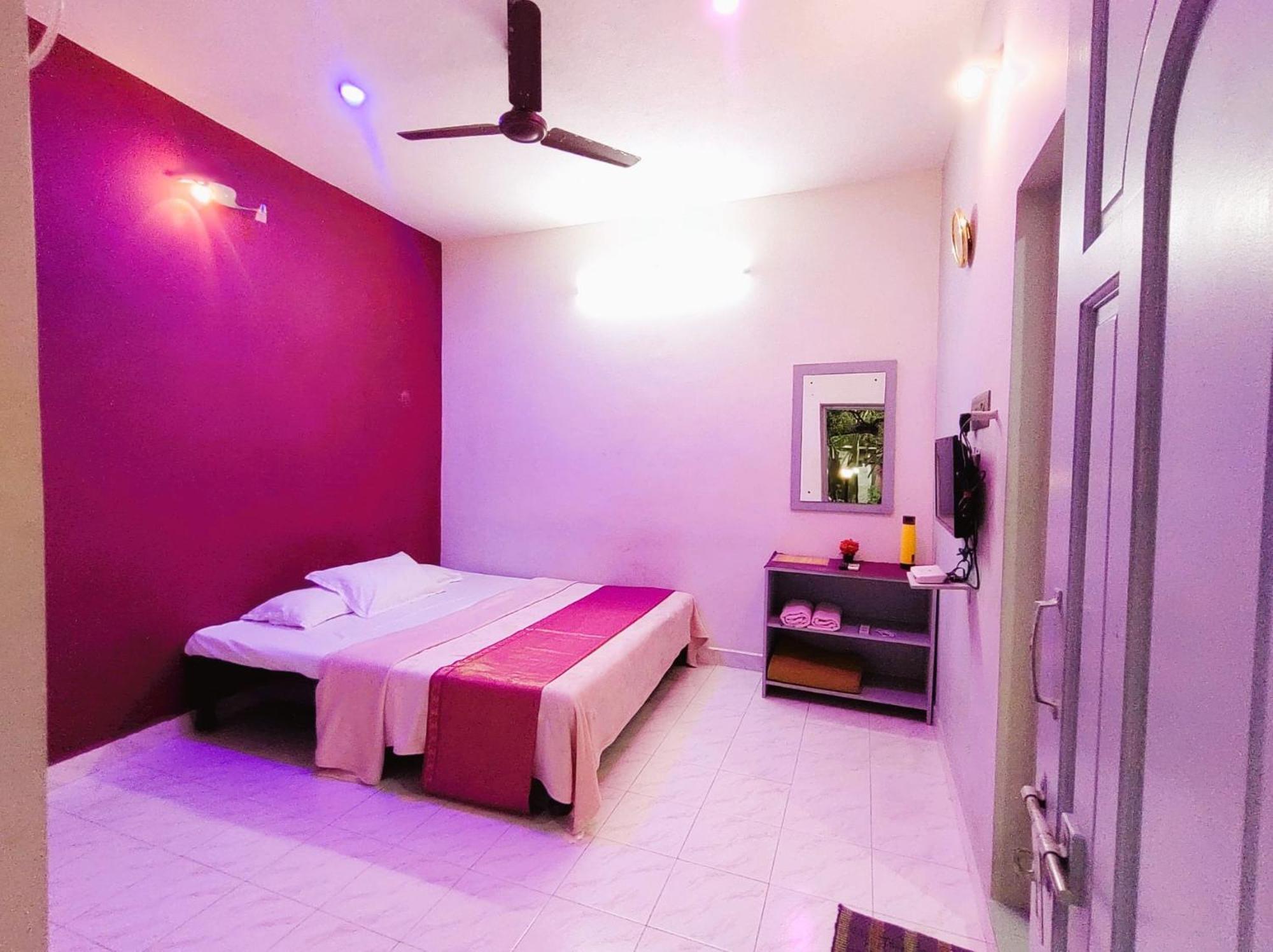 The Well Beach Side Guest House Auroville Exterior foto